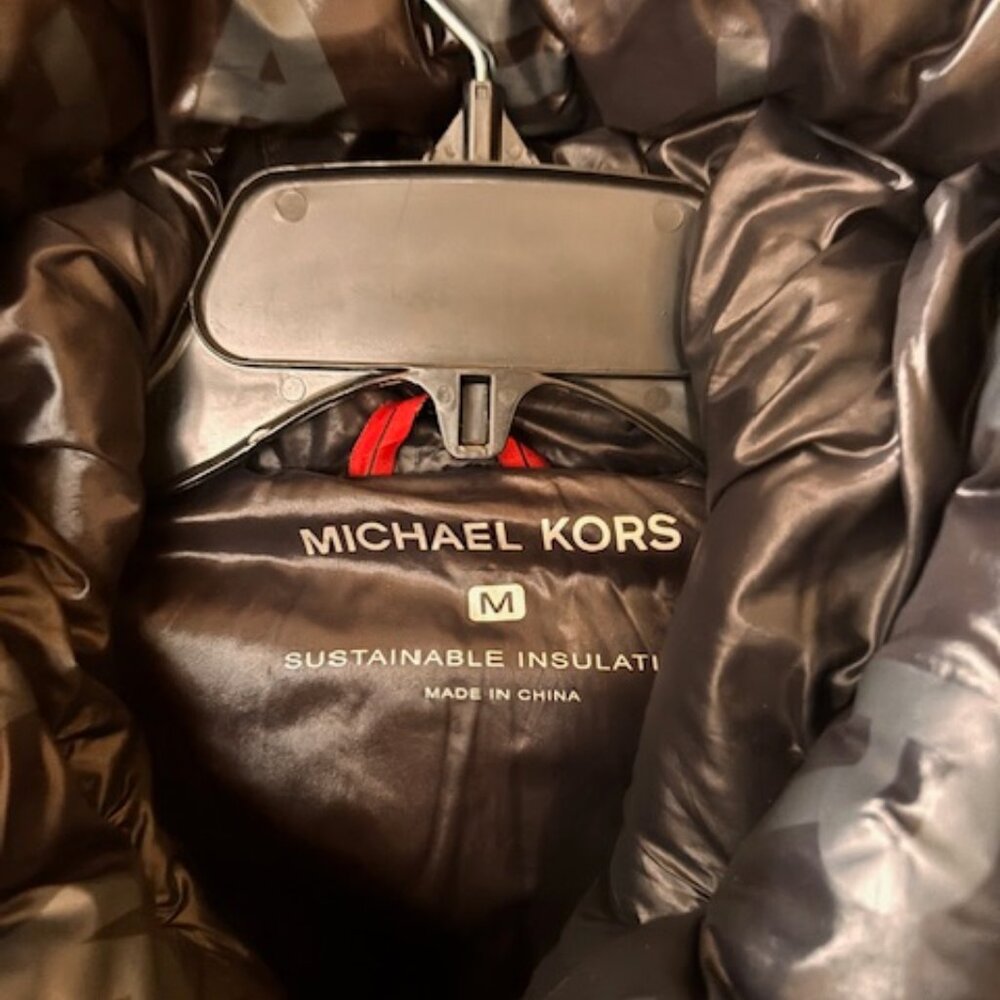 Michael Kors Men's Quilted Hooded Puffer Jacket Size Medium - Picture 3 of 8